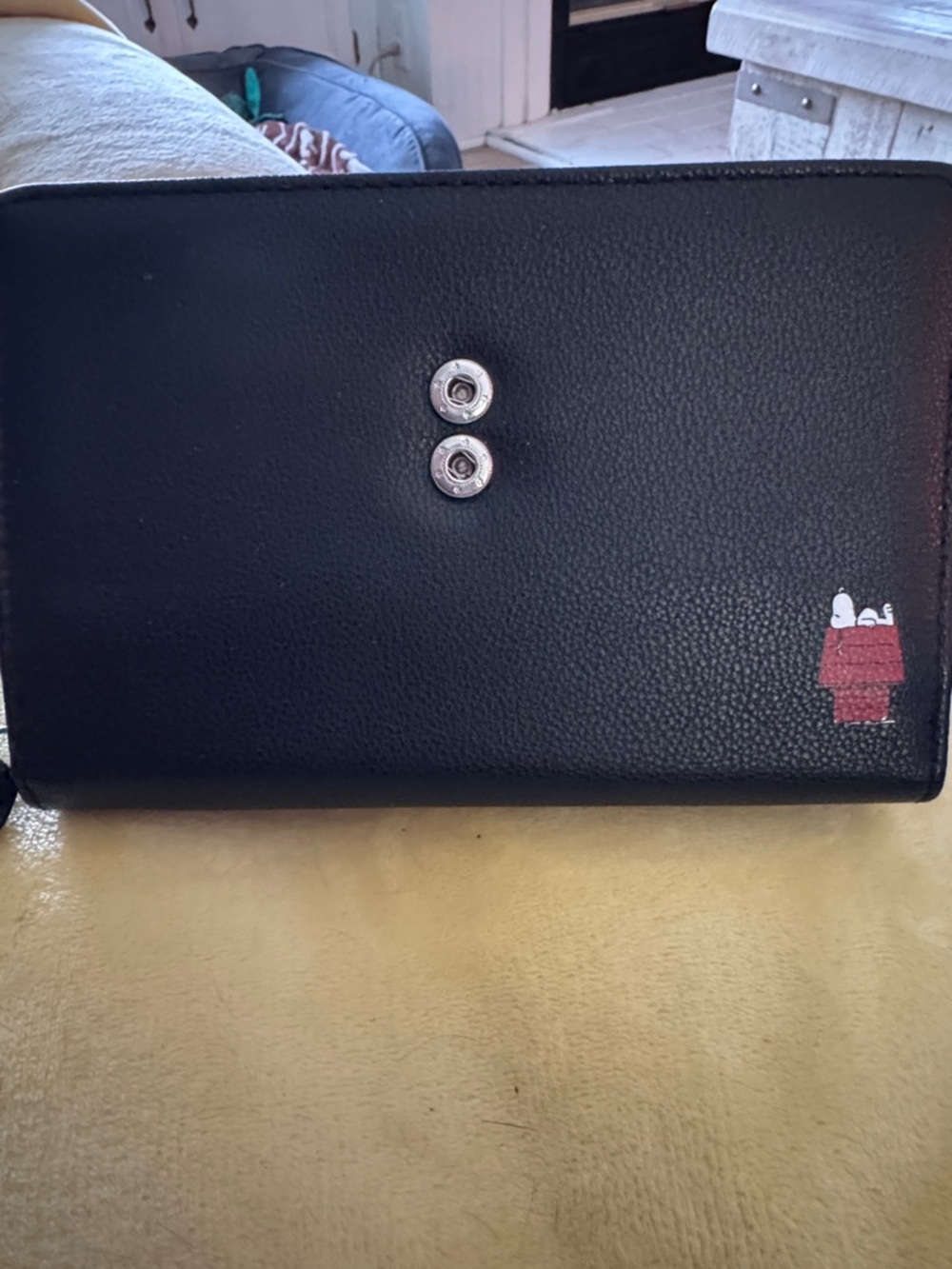 The Bradford Exchange Snoopy & Woodstock Black and White Trifold Wallet - Picture 5 of 9